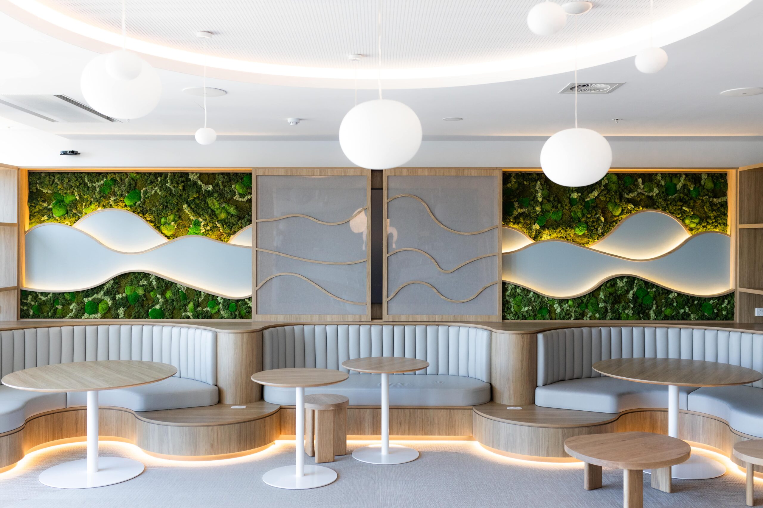Clifford Chance Moss Wall