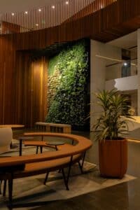 stockland-piccadilly-green-wall-2
