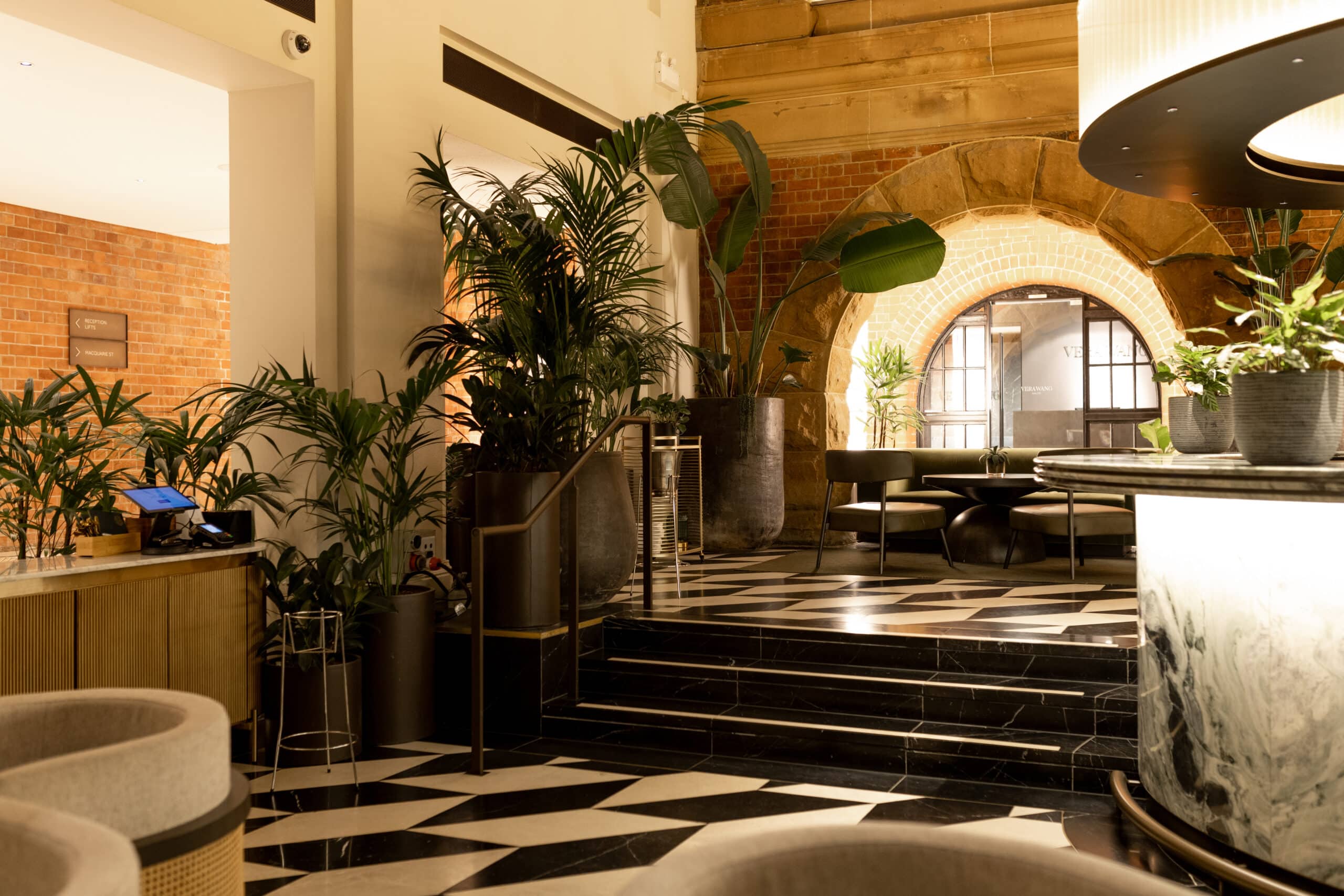 hotel plantscaping intercontinental sydney lobby wiht indoor plants